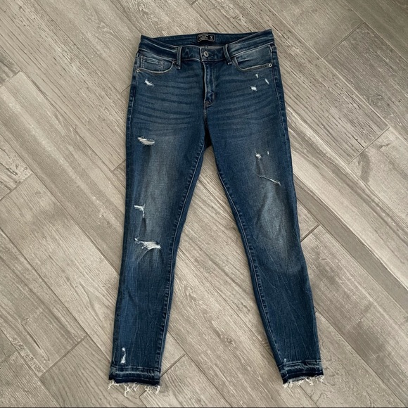 Abercrombie & Fitch Denim - Abercrombie Distressed Harper Skinny Jeans